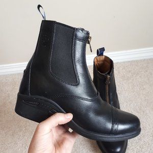 ARIAT / 7 / Women's Heritage Leather Waterproof Zip Paddock Riding Boot - Black
